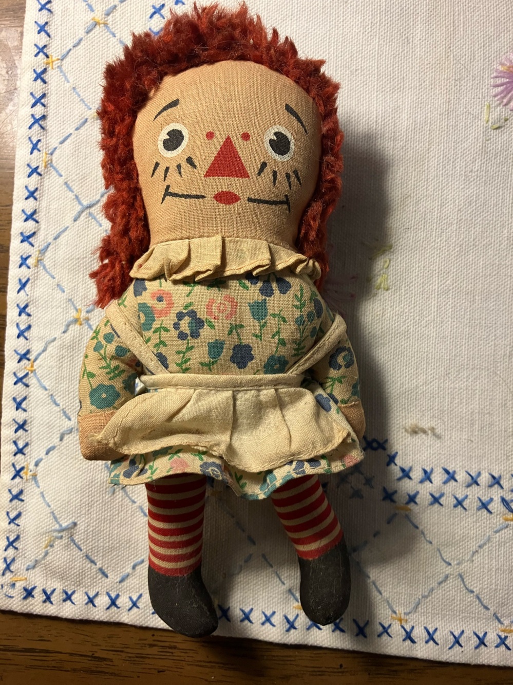 Vintage Raggedy Ann doll, 7-inches